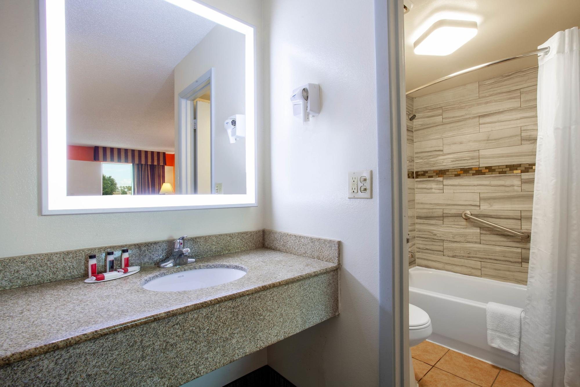 Howard Johnson By Wyndham Vero Beach/I-95 Zewnętrze zdjęcie