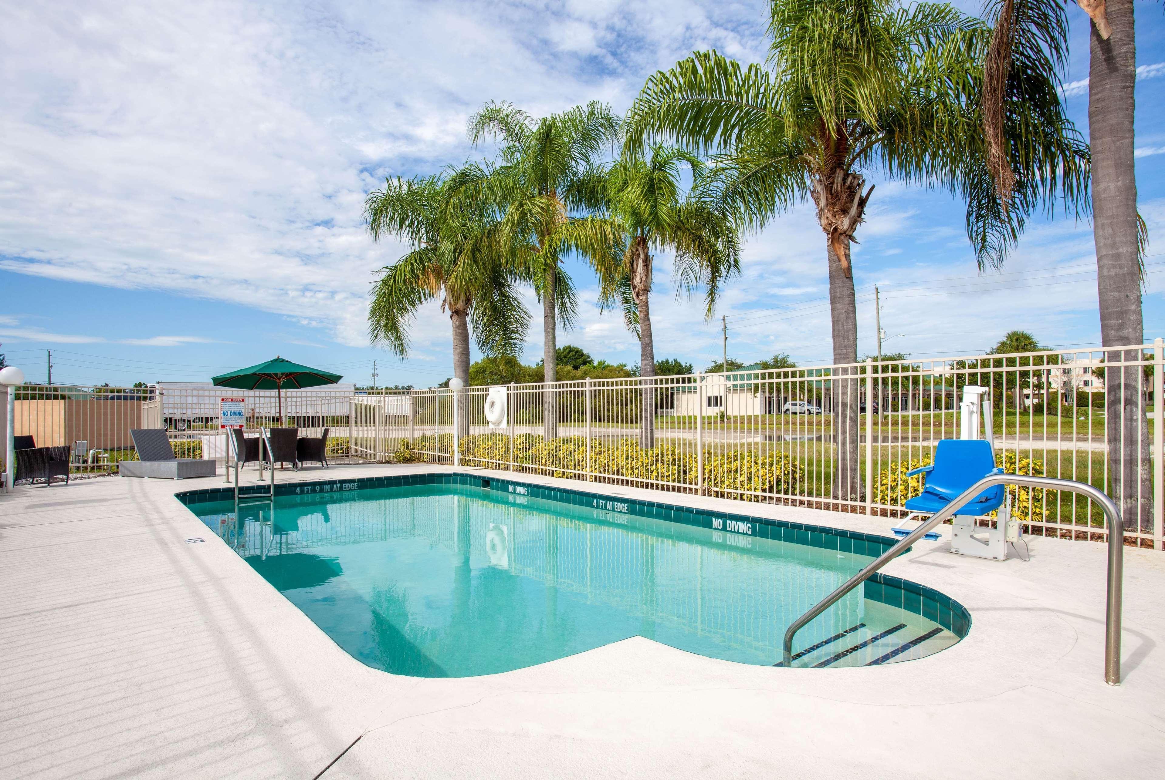 Howard Johnson By Wyndham Vero Beach/I-95 Zewnętrze zdjęcie